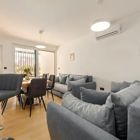 بيت للعطل Seaside House - 25245 *