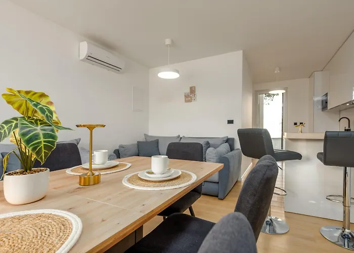 Seaside House - 25245